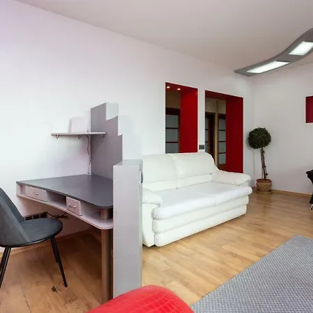 Apartament Площадь Бангалор Mińsk
