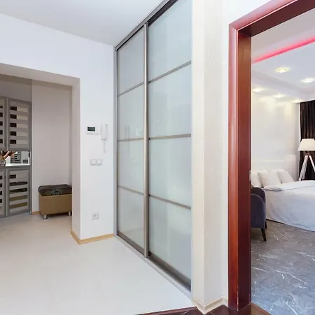 Apartment Площадь Бангалор Minsk